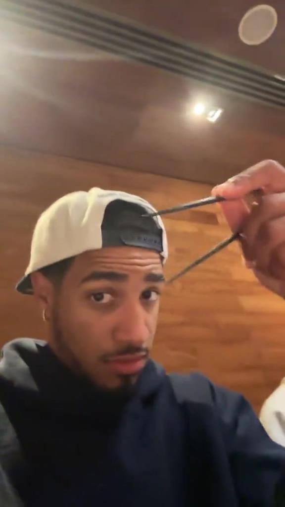 歸化歸化哈利伯頓這筷子拿的還挺標準啊??！