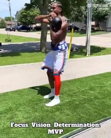 休息時間也在練！SGA就是集專注、信念和決心于一身的MVP球員